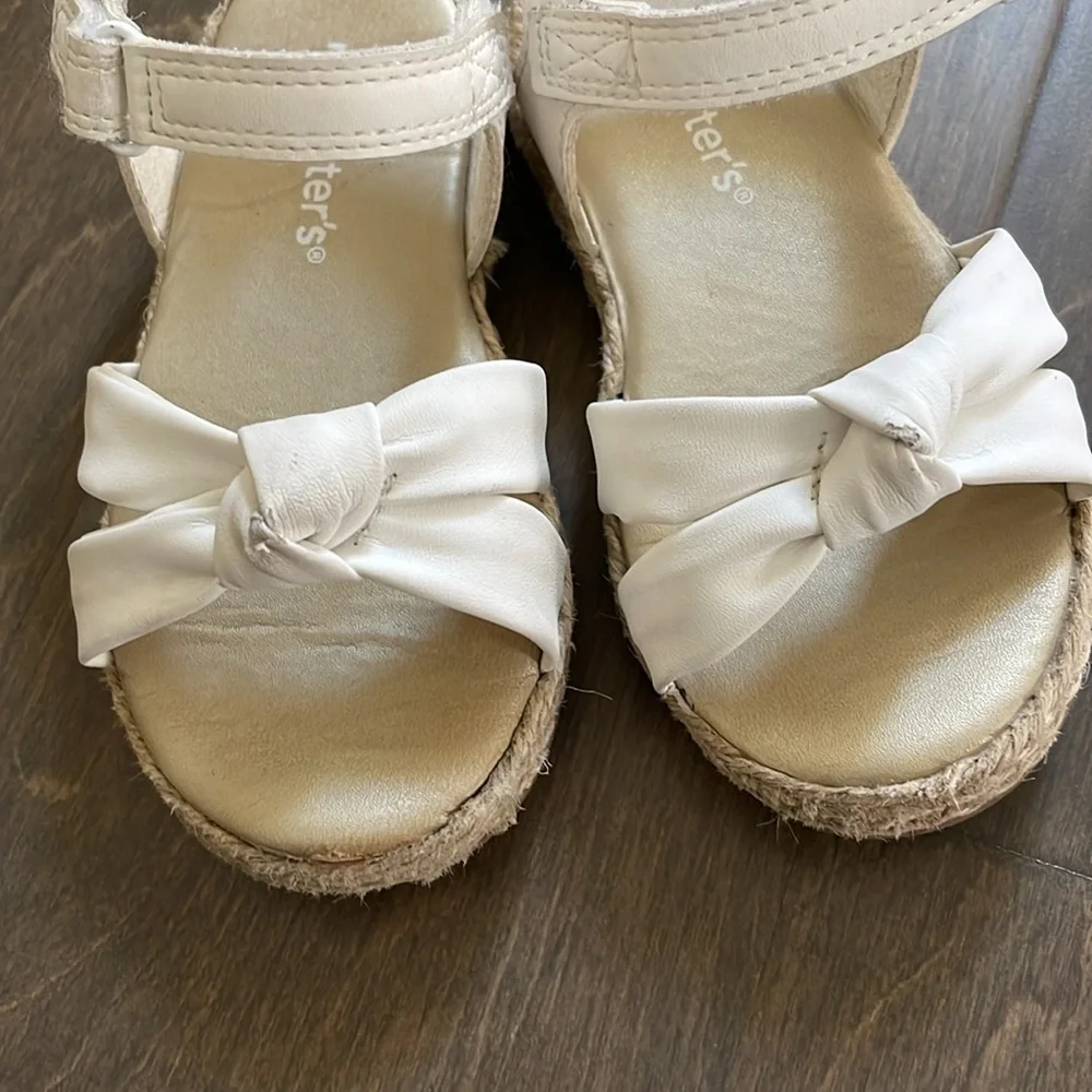 Carter’s 7M toddler white sandals